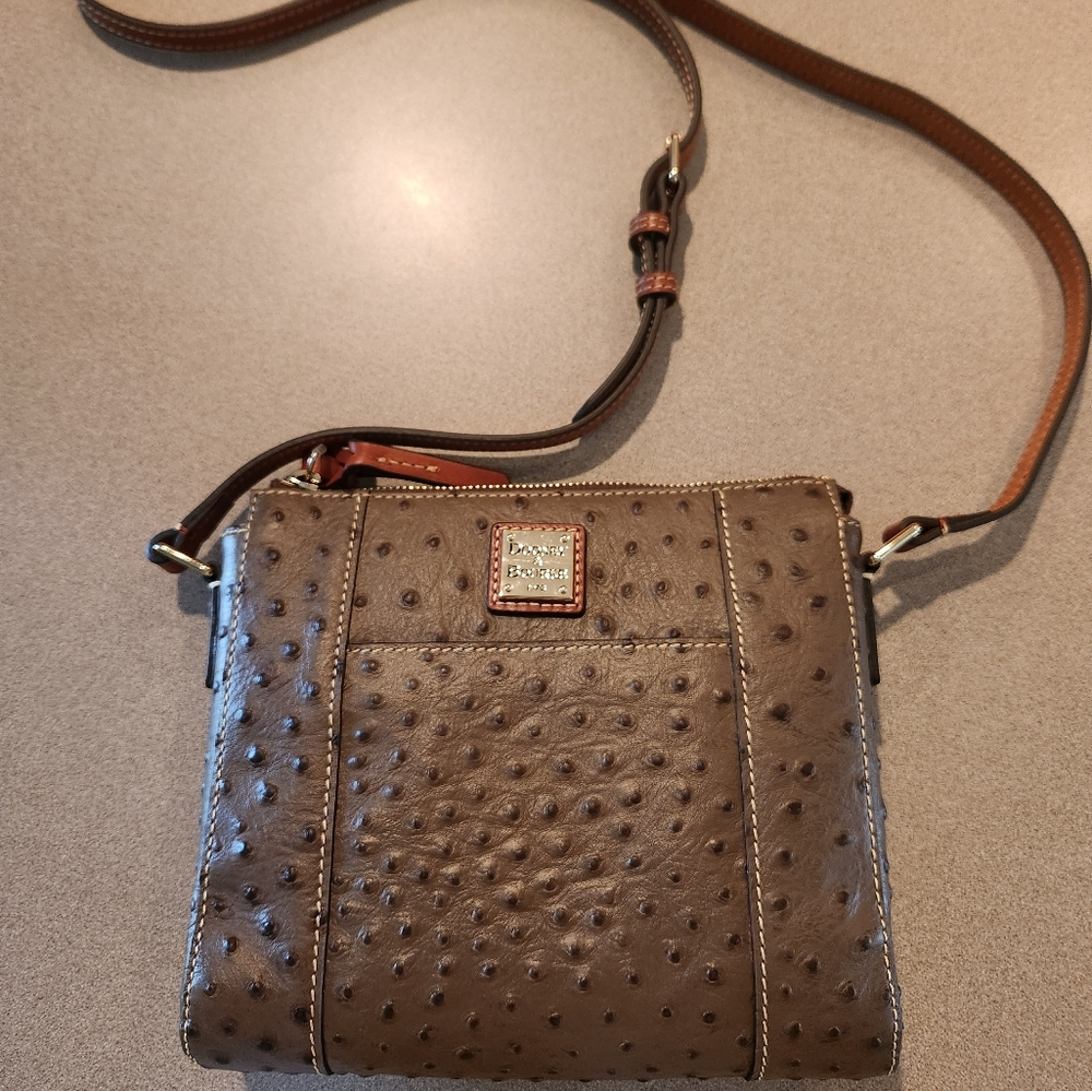 Dooney & Bourke crossbody purse